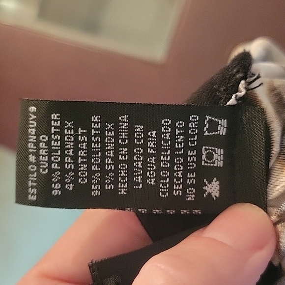 LOVE - Feline print - stretchy form fitting dress - Picture 5 of 6